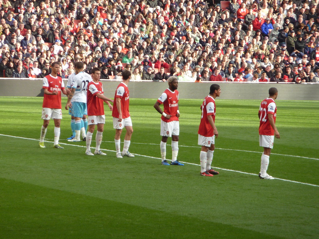 Premier League-match på Emirates Stadium som illustrerar Fantasy Premier League 2026/27