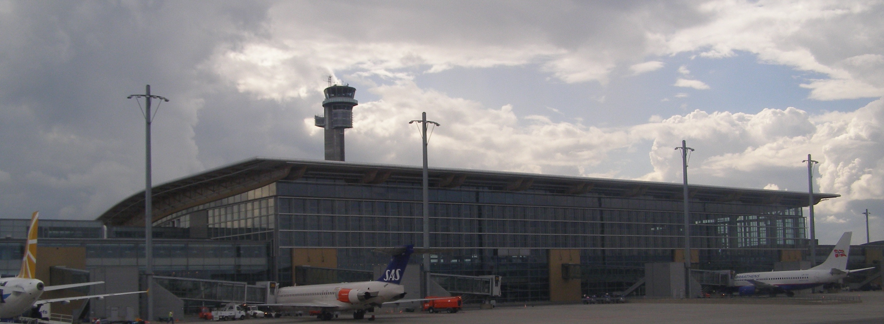 Gardermoen väntas stänga 23 augusti – flygledarstrejk, tider och dina rättigheter