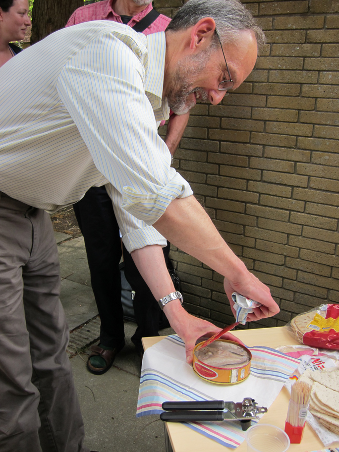 Surströmming som illustrerar surströmmingspremiären 2026