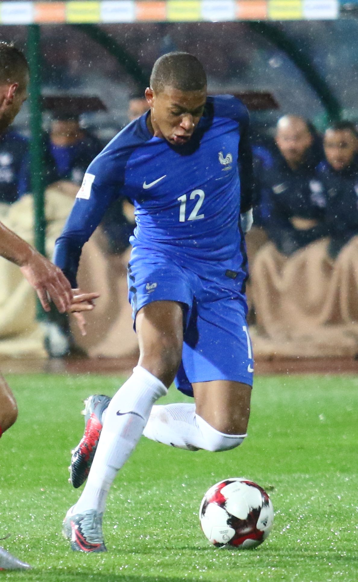 Sverige utslaget ur fotbolls-VM – Frankrike vinner med 3–0 och Mbappé gör två mål