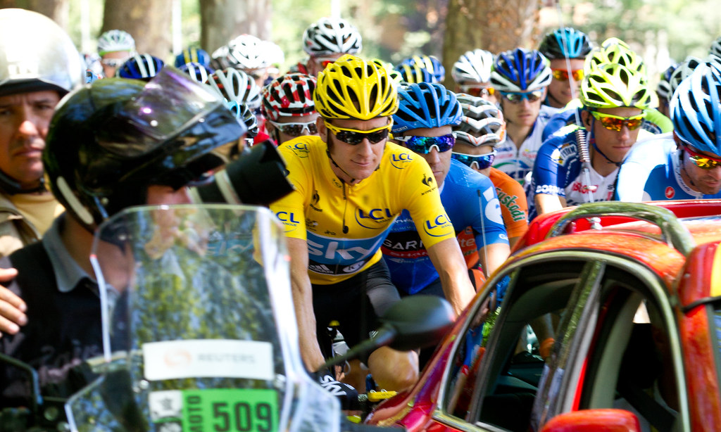 Tadej Pogačar vinner Tour de France för femte gången – tangerar historiskt rekord